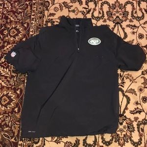 Nike dri fit short sleeve windbreaker